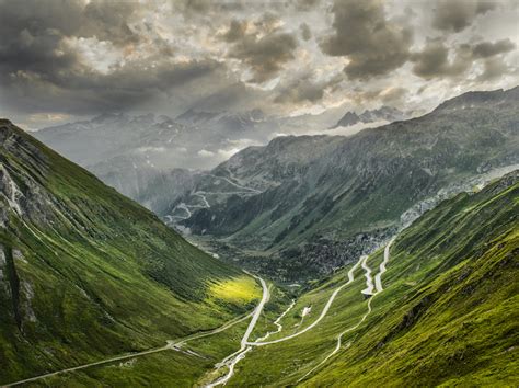 Fit for James Bond: Switzerland's Furka Pass - Adventure Bike Rider