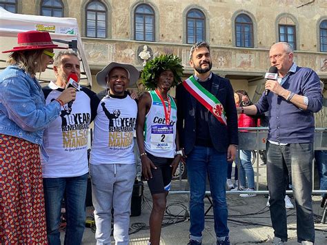 Vivicittà 2023 a Firenze la XXXIX Half Marathon Nove da Firenze