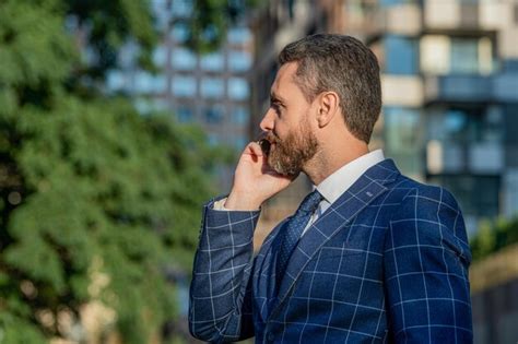 Premium Photo Photo Of Businessman Call On Phone And Talk