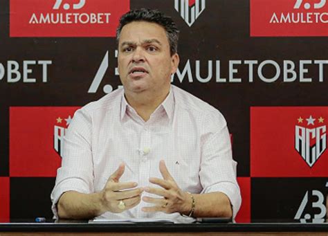 Adson Batista Diz Que N O Justo Culpar O Atl Tico Pela Morte De