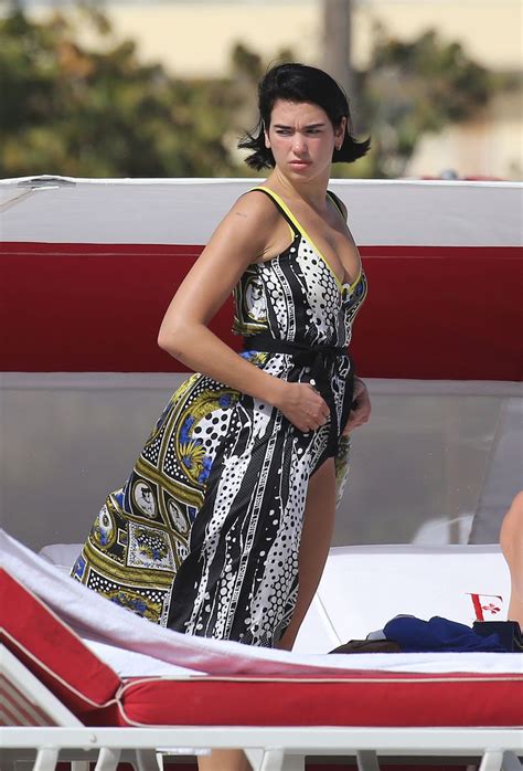 Dua Lipa Bares Toned Body In Sunny Yellow Bikini