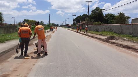 Prefeitura faz mutirão de limpeza na Rua das Pacas em Tamoios