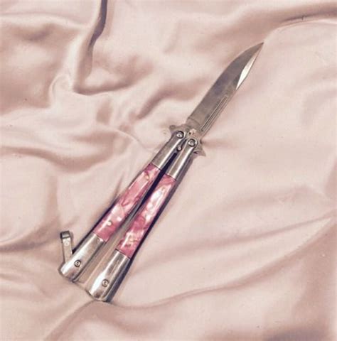 Pin By Edith Overton On Ch Rebekah Mikaelson Pretty Knives Knife Aesthetic Knife