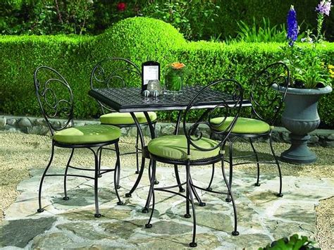 40 Wrought Iron Patio Furniture Sets For A Stylish Outdoor Area