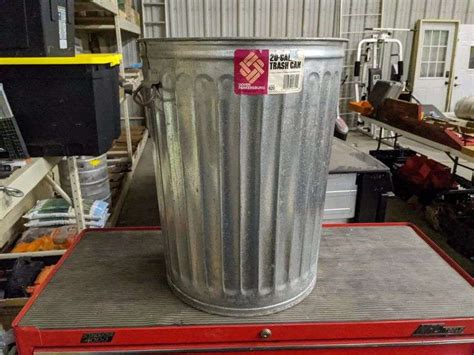 20 Gallon Galvanized Trash Can Isabell Auction