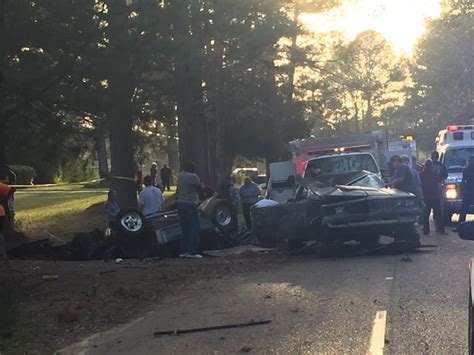 Deadly Crash On Jones Loop In Hinds County