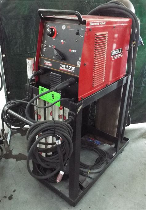 Lincoln Electric Square Wave Tig 175 Tig Welder With Cables And Gun Sn M3120801043 No Tank