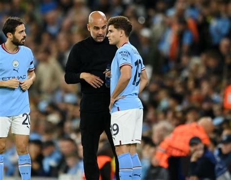 Guardiola elogió a Julián Álvarez y reveló que lo piensa en una dupla