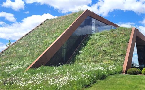 Uplifting Architecture | ZinCo Green Roof Systems