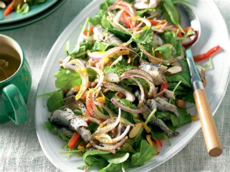 Sardine Salad with Almonds