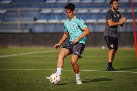 Andrés Caro jugará cedido en el Betis Deportivo | Málaga CF | Web Oficial