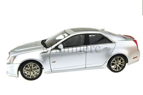 1:18 Cadillac CTS-V Diecast Model | Minimerc