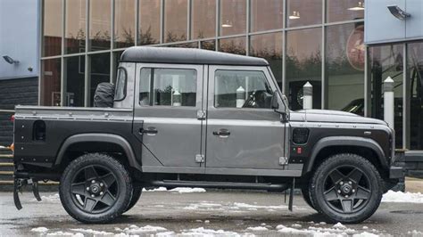 Defender 110 Double Cab Pick Up