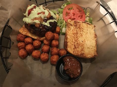 Dive Bar And Grill 130 Photos And 158 Reviews Dive Bars 5147 Butler