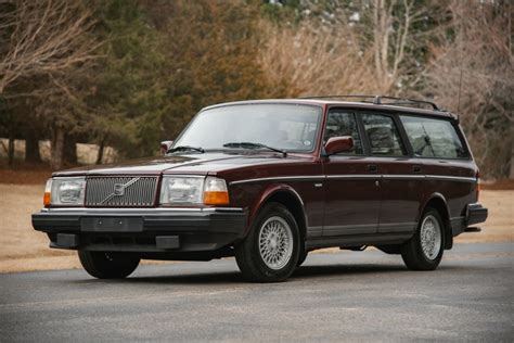 No Reserve: 1993 Volvo 240 Classic LE Wagon 5-Speed for sale on BaT ...