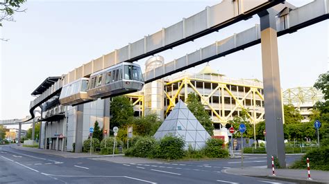 Parking garage P4 at Düsseldorf Airport