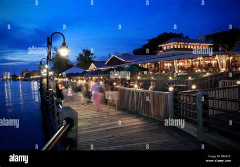 Wilmington, North Carolina, NC. Nightlife. People on the River walk and at the restaurants at ...