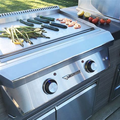 How To Buy Flat Top Grills And Griddles Buying Guide Bbqguys