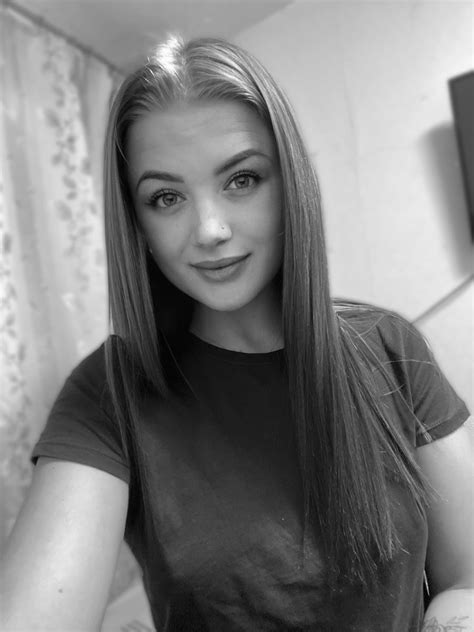 @zorianka__m • Threads, Say more