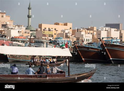 Uae Dubai Abra Water Taxis On The Dubai Creek Stock Photo Alamy