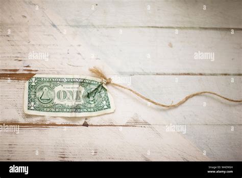 Piece Of String Hi Res Stock Photography And Images Alamy