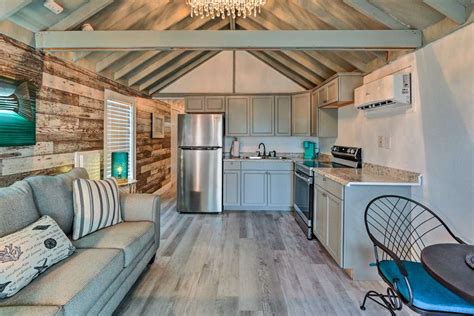 Everglades City Cabin With Boat Slip Evolve