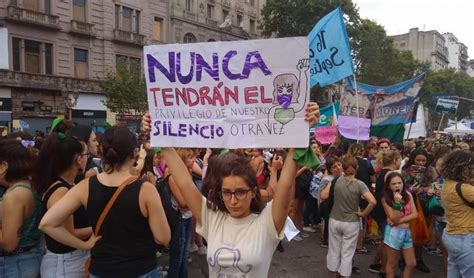 Las Fotos Del Multitudinario Paro Feminista En Argentina Noticias