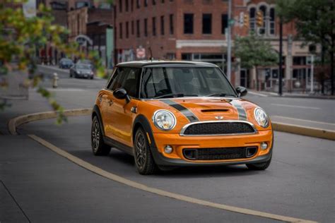 A Guide To The Best Mini Cooper R Modifications Adrian Flux