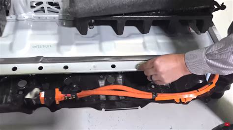 Munro Associates Tears Down Structural Battery Pack On Tesla Model Y