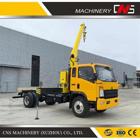 Hoisting Equipment Telescopic Boom Mobile Truck Cranes 5 Ton Hydraulic