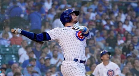 Cubs Sign Of Ian Happ To Three Year 61m Extension