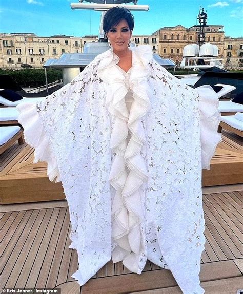 Pin By Bsouthern On Kris Kardashian Jenner In 2022 Kris Jenner Dolce