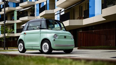 Meet The All Electric Fiat Topolino Quadricycle Moparinsiders