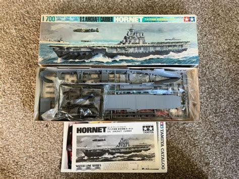 TAMIYA 1 700 SCALE WATERLINE MODEL USS HORNET CV 8 WW2 US NAVY AIRCRAFT