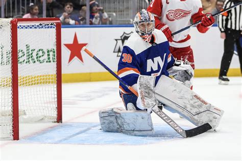 Ilya Sorokin Puts On Show For Islanders With Dad In Stands