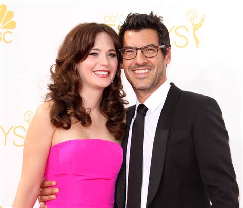 Zooey Deschanel is Pregnant! | StyleCaster