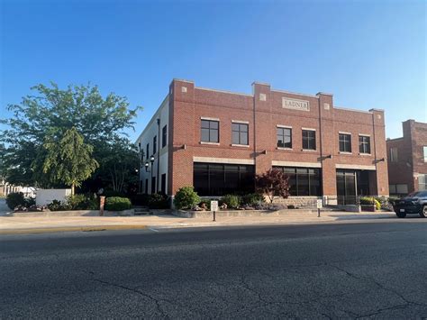 1002 State St, Lawrenceville, IL 62439 - Ladner | LoopNet