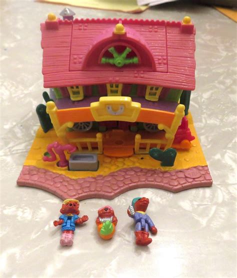 1994 Polly Pocket Vintage Light Up Horse House Animal Wonderland