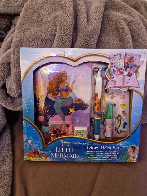 Coffret multi activités la petite sirène Disney Beebs