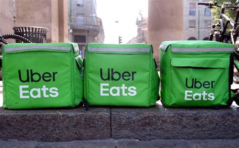 Uber Eats Lascia L Italia Addio Food Delivery