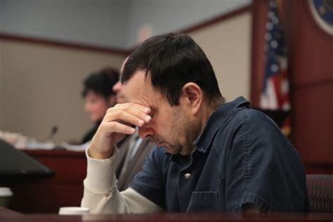 Ex Usa Gymnastics Doctor Larry Nassar Sentenced To 175 Years In Prison