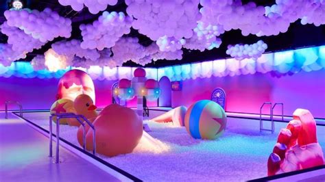 « Bubble Planet Experience Une Exposition Immersive Colorée Sous Le