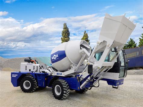 Self Loading Concrete Mixer Precise Weighing 4 8m3 To 26m3 H