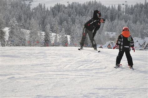 O Rodek Narciarski Ma E Ciche Narty I Snowboard Skigo Pl