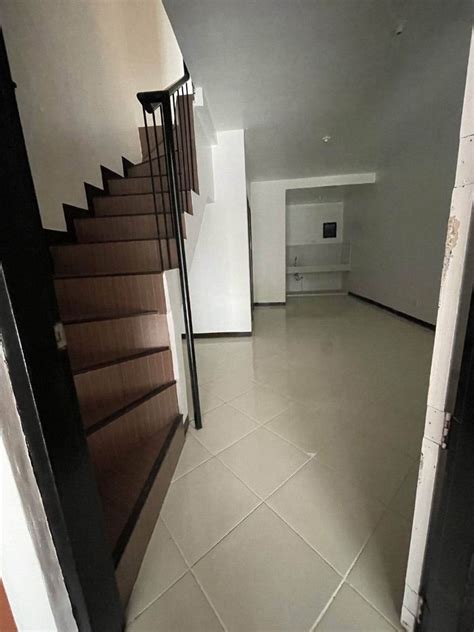 2 Storey House For Rent In Bellefonte Subd Camarin Caloocan City On