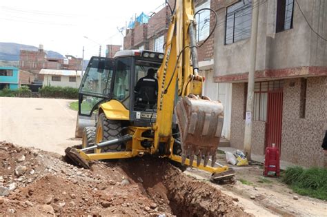 MDT EJECUTA OBRA DE SANEAMIENTO BÁSICO EN AV 24 DE JUNIO