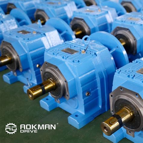 Aokman Inline Shaft With Flange Helical Gear Reducer Gearmotors