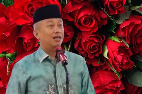 Daerahnya Jadi Pusat Bunga Mawar Di Jawa Timur Harta Kekayaan Pj