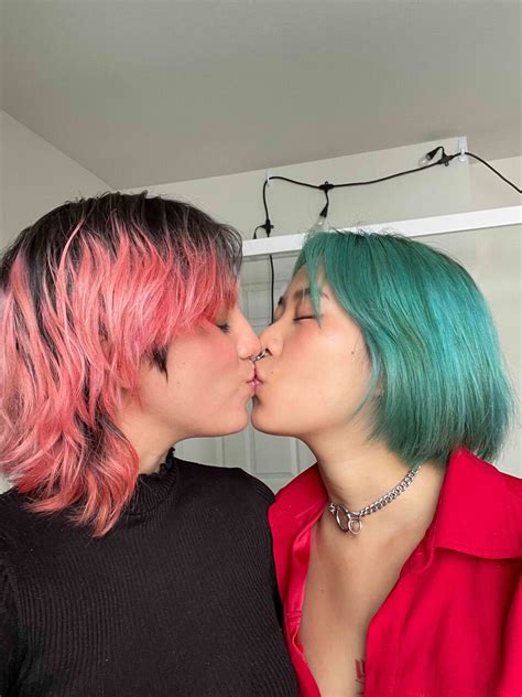 Ersties Nude Pics CoedCherry