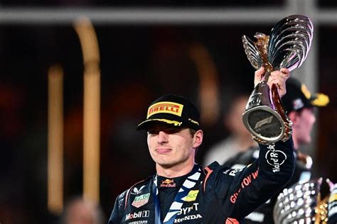 F1 Le Champion Du Monde Max Verstappen Signe Une Saison Record Avec